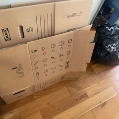 Free IKEA boxes