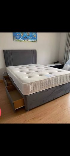 New Stylish Double 4ft, 4ft6, King 5ft And 6ft Superking Sizes Divan Beds Instock. Drawers And Optional Tufted Mattresses Available. Free Delivery