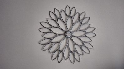 Modern and Great Metal Flower Art!!!!