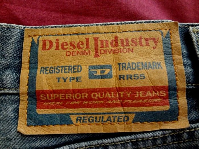 Mens Diesel Jeans. Size 36'' waist 30'' leg