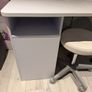 Nail Table & Stool Image 2
