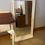 Vanity table and mirror Image 3