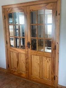 Pine double doors