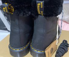 dr martens black fur lined women's boots