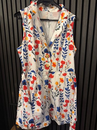 ladies clothes