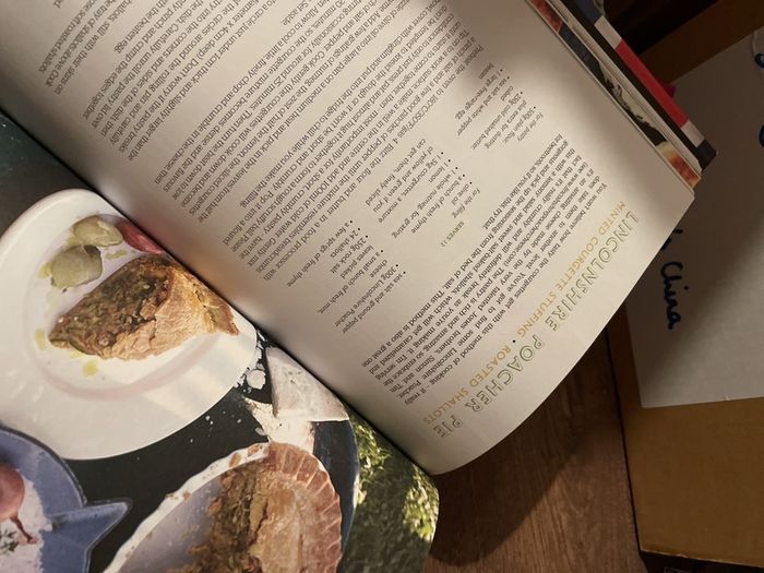 Jamie Oliver's  Great Britain cookbook