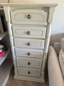 Bedroom 7 drawers