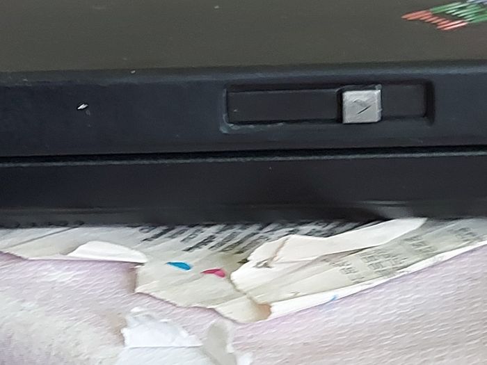 Lenovo T60p IBM Thinkpad, in excellent cosmetic condition, Battery is Good but states Error with Date & Time, and displays Lock Sign