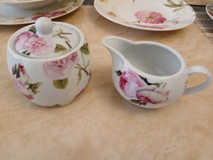 222 Fifth Fine Bone China Floral Dinner Set + Matching Mugs & Accessories