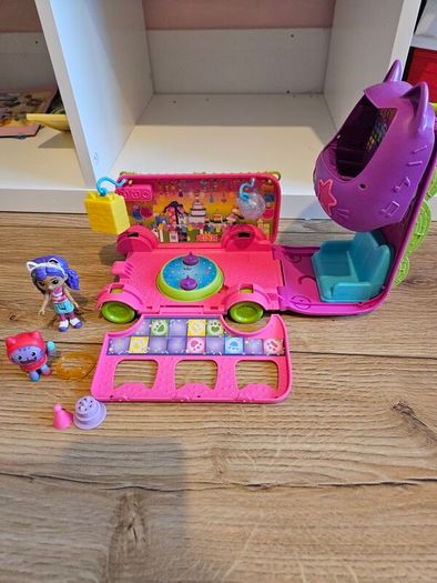 Gabby's Dollhouse budle