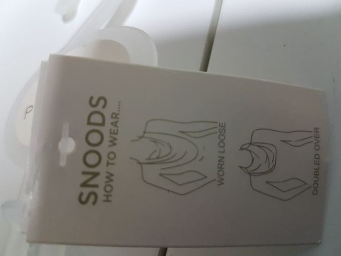 Supersoft Snoods Green / Pink Brand New /Gift