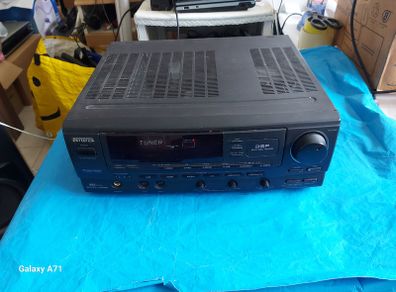 AIWA Stereo Integrated Amplifier Model No. MX-Z9400MK, with 2 large AIWA Speakers, Model No, 8X-Z9400, Impedance 6ohms, in excellent condition
