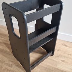 Toddler Learning Tower,  Kitchen Helper, New Condition. Never used