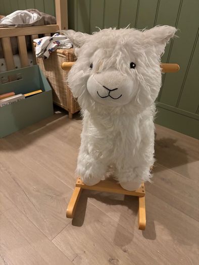 Rocking Lama