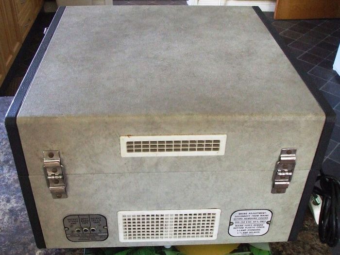 Hacker vintage Record Player GP42, Refurbished