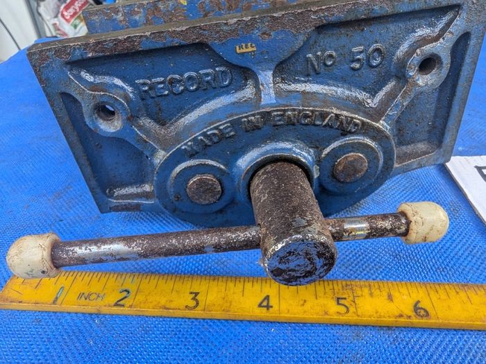 Record 50 Woodwork Vice
