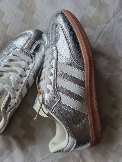 Cracked Silver Adidas Samba