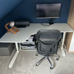Ikea Bekant Desk