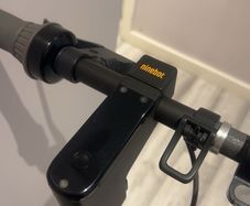 electric scooter nine bot