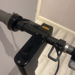 electric scooter nine bot