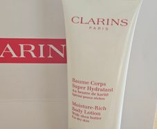 Clarins Moisture Rich Body Lotion for dry skin - New / Sealed