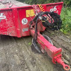 Red rock low loader