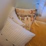 6 cushions great condition Image 4