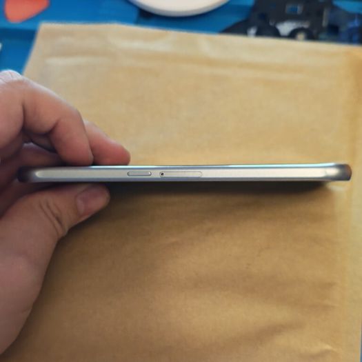 Samsung Galaxy S6 - 32GB - Black Sapphire - Unlocked - Fully functional