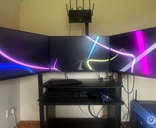 3x 32 inch computer gaming monitors with stand