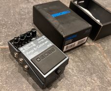 Boss IR-2 Amp and Cabinet Simulator Pedal with Box