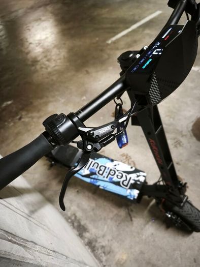 Kukirin G4 electric scooter