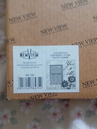 new view picture frame