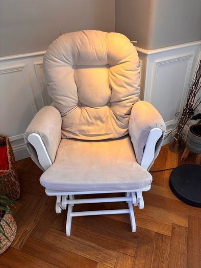 KUB Feeding Chair and Footstool