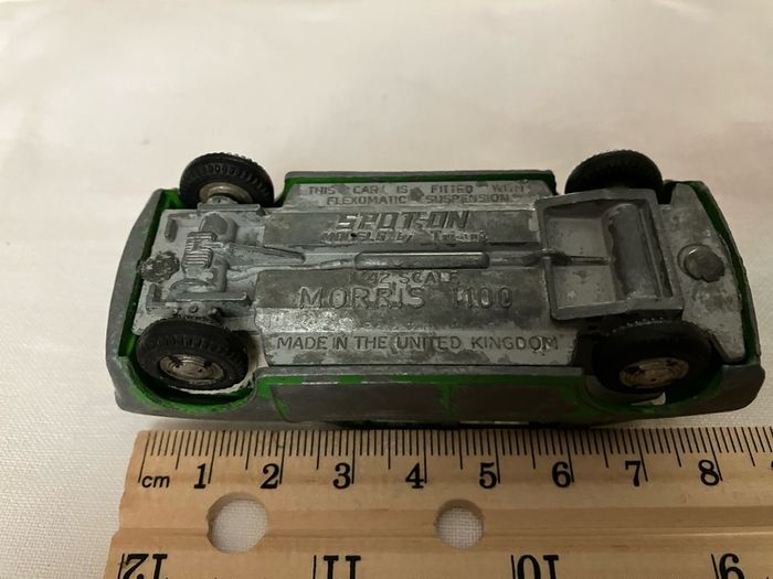 Spot On. 1:42 model. Morris 1100, restoration
