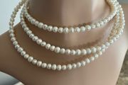 pearl necklace choker