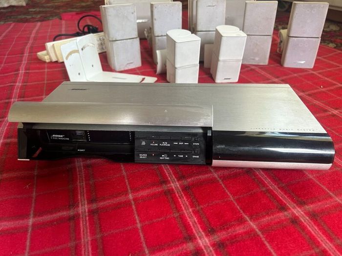 BOSE Acoustimass 25 Seriesll speaker system (+ Lif