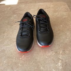 golf shoes