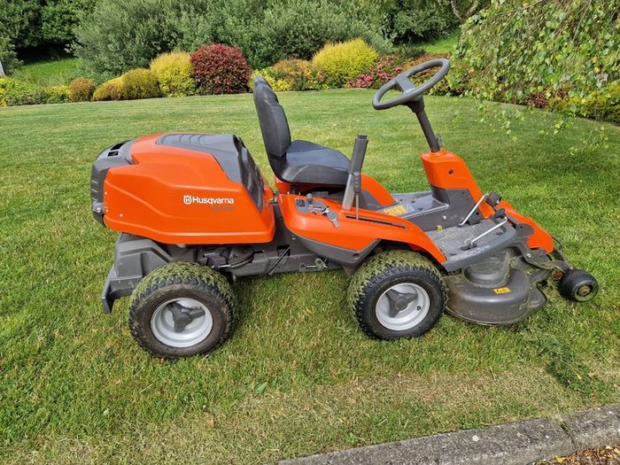 Ride on Lawnmower
