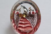 BROOCH - 40s - 50s - Reverse Carved Lucite