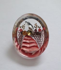 BROOCH - 40s - 50s - Reverse Carved Lucite