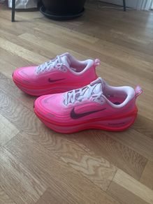 Nike Vomero Plus Ladies Trainers