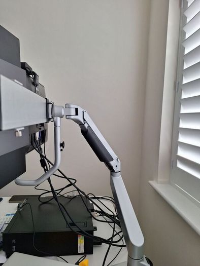 HP Dual Monitor Mount