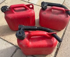 petrol Jerry x 3
