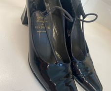 Black patent leather shoes size 39 /6