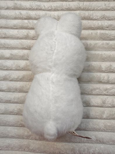 White Bunny Plush with Carrot approx. 25 cm. Used Please see photos