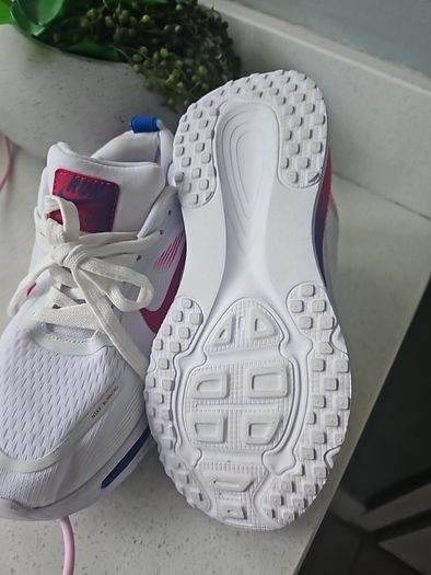 Ladies Trainers