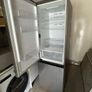 Samsung series 5 fridge freezer Image 2