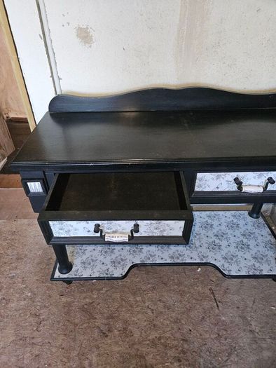 console table