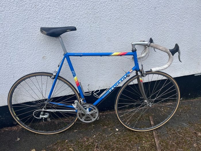Vintage 1989 Peugeot SLX racing bike