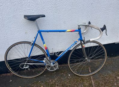 Vintage 1989 Peugeot SLX racing bike